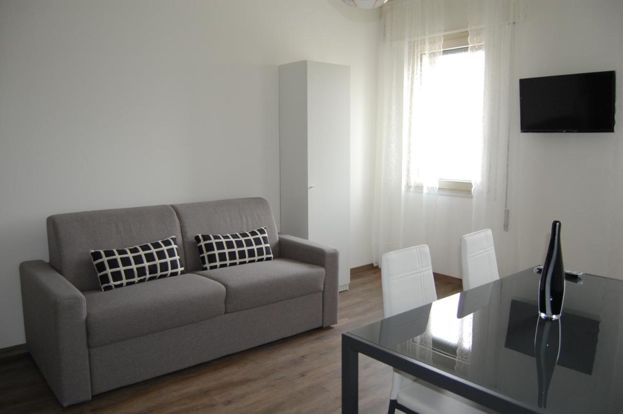 Locazione Turistica Elite Parco Brentelle Bed & Breakfast - Chiesanuova 135 E 167 Padova Luaran gambar